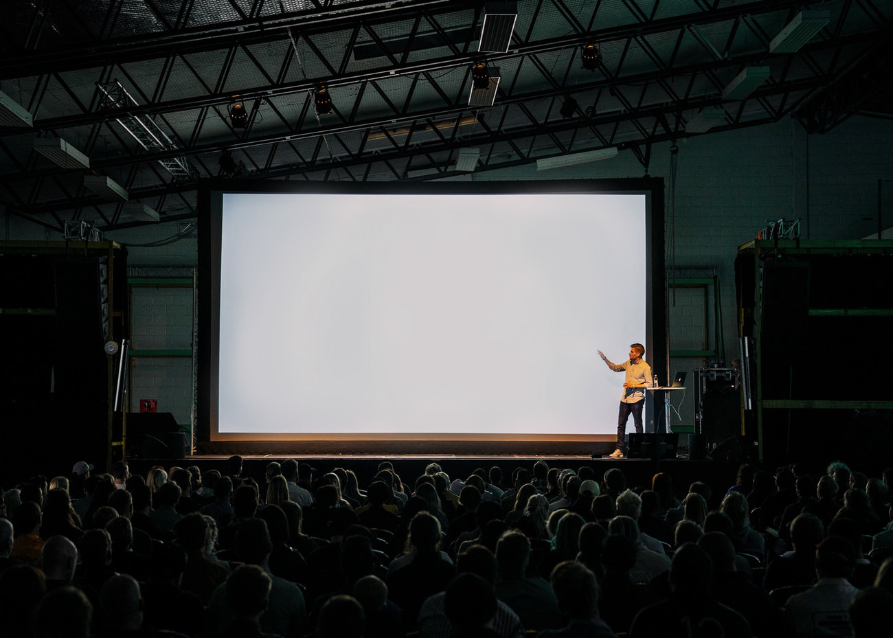 representation-theatrale-cours-de-theatre accompagnements allocutions publiques